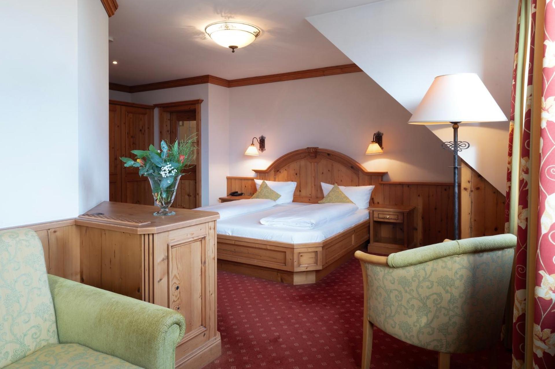 Landhotel 3Kronen Adelsdorf Extérieur photo